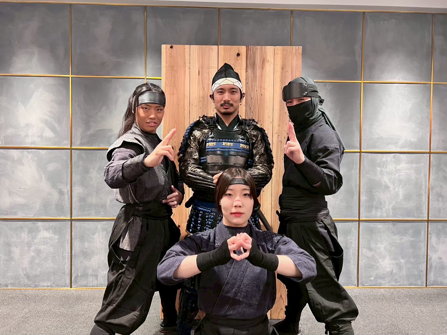 甲冑侍と忍者チーム キャスト紹介